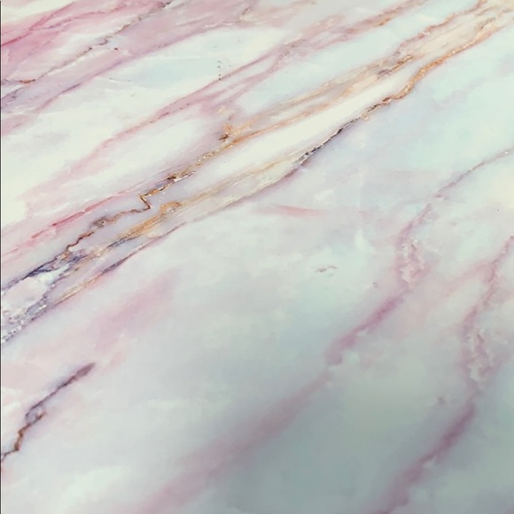 Meet your Posher, Anna - Picture 1 of 1